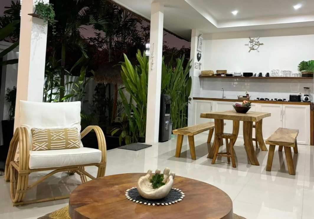 The Captains Villa Lembongan Esterno foto